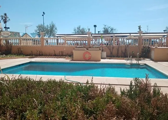 Playa Y Piscina Perla 2 Estudio